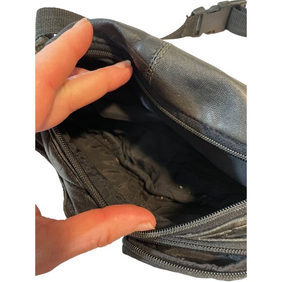 Toni Vintage Black Leather Fanny Waist Pack Multiple Compartments Adjustable - Picture 6 of 8